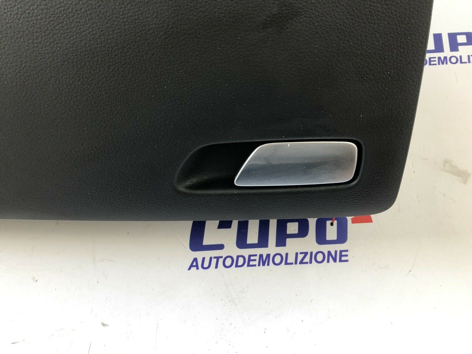 Vano Portaoggetti Audi A3 8V T0503978 Come Nuovo - F&P CRASH SRLS - Ricambi Usati