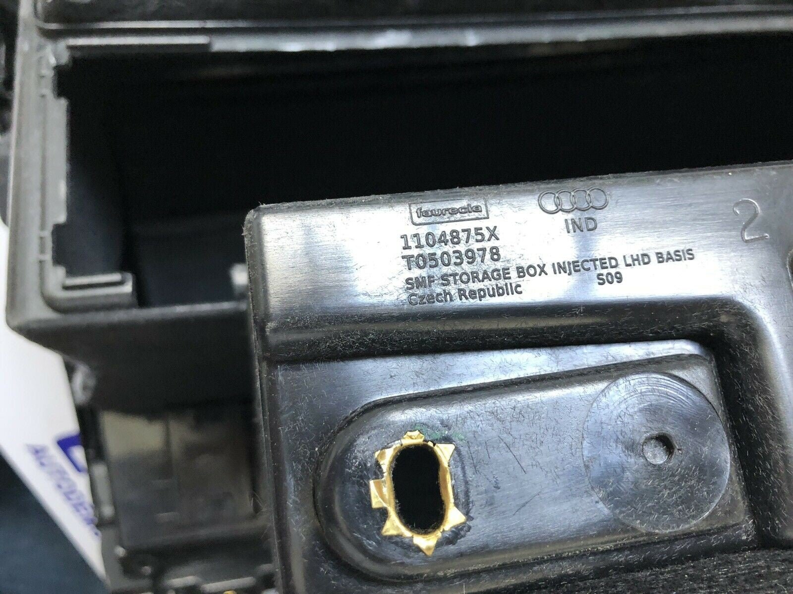 Vano Portaoggetti Audi A3 8V T0503978 Come Nuovo - F&P CRASH SRLS - Ricambi Usati