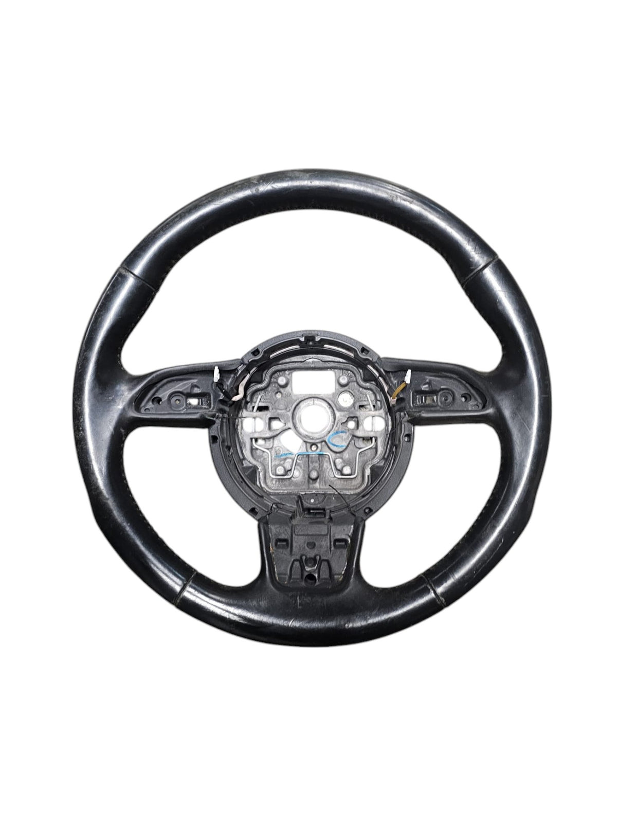 Volante / Sterzo in Pelle Audi A1 8X Cod:611013700 (2010 - 2018) - F&amp;P CRASH SRLS - Ricambi Usati